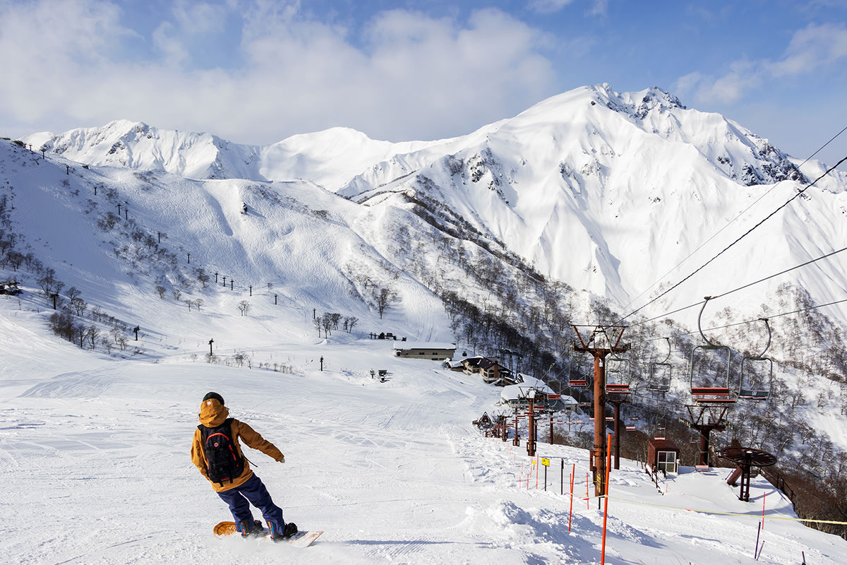 谷川岳天神平滑雪場