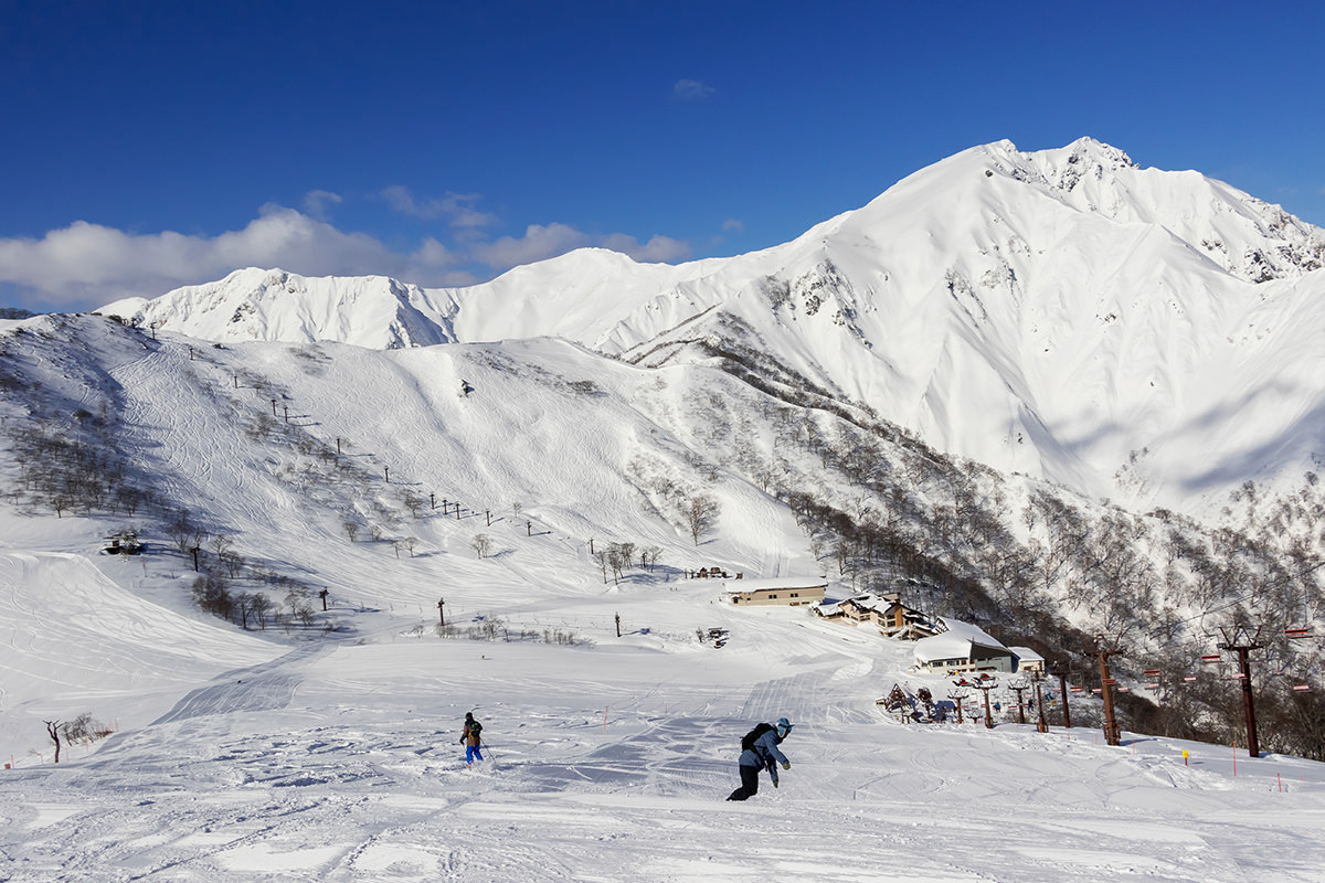 谷川岳天神平滑雪场