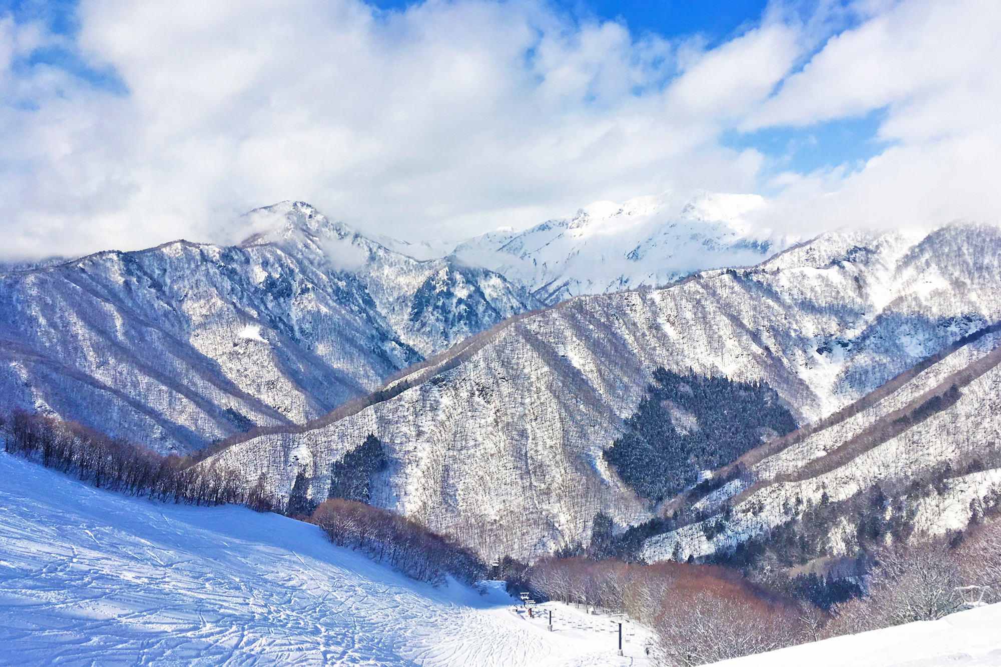 白色山谷滑雪場
