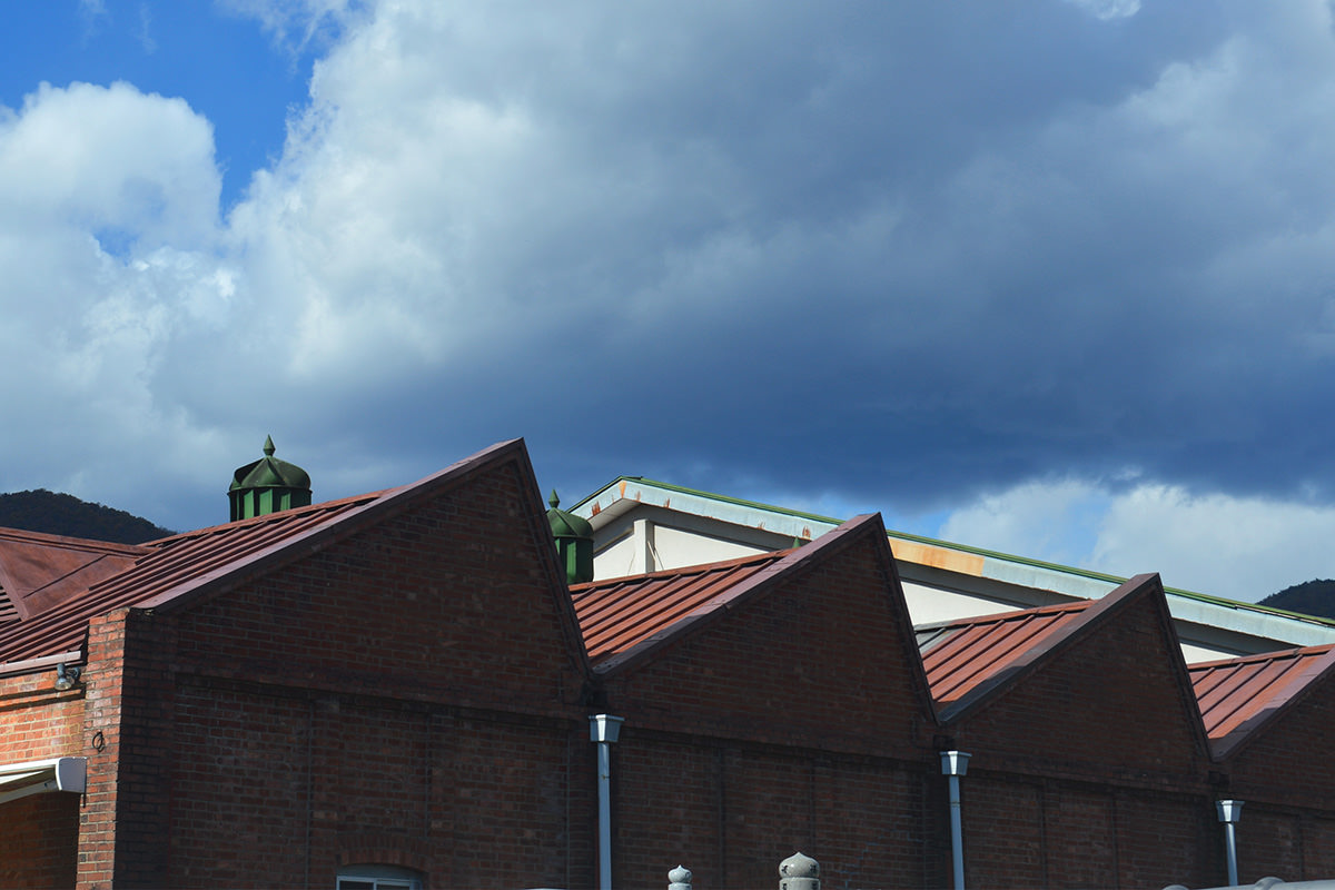鋸齒式屋頂工廠