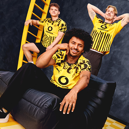 竜*会様 Nike BVB 09 ボルシアドルトムント　ベンチコート 竜*会様 Nike BVB 09 ボルシアドルトムント ベンチコート - メルカリ