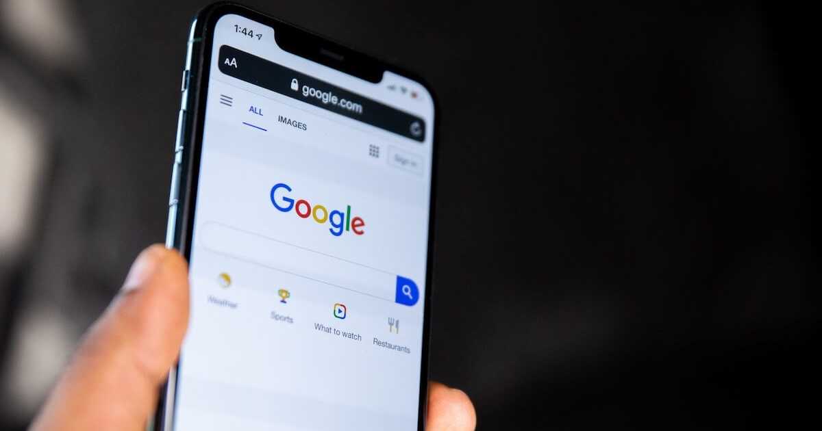 How to Leave a Google Review on iPhone?