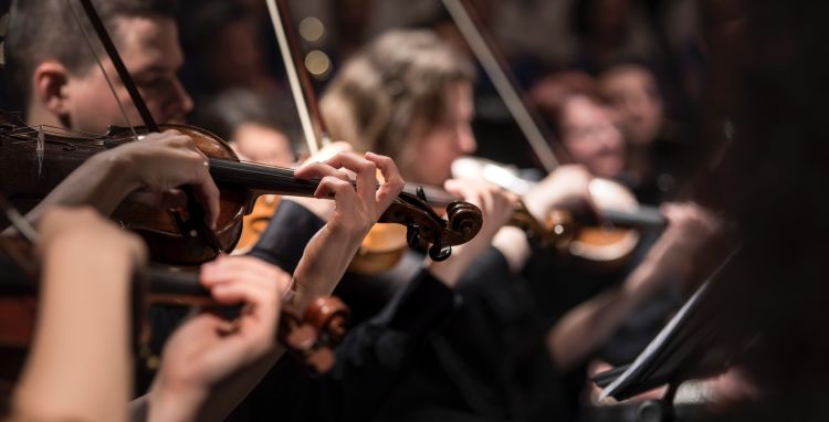 What do an orchestra and an aligned accounting team have in common?