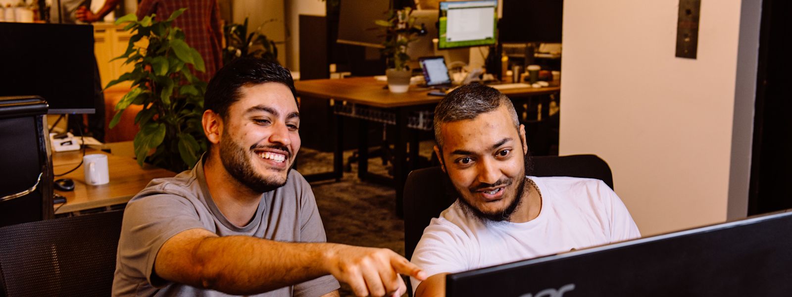 Engineers Pulkit and Qutub from the Karbon team working together on the Karbon shipathon.