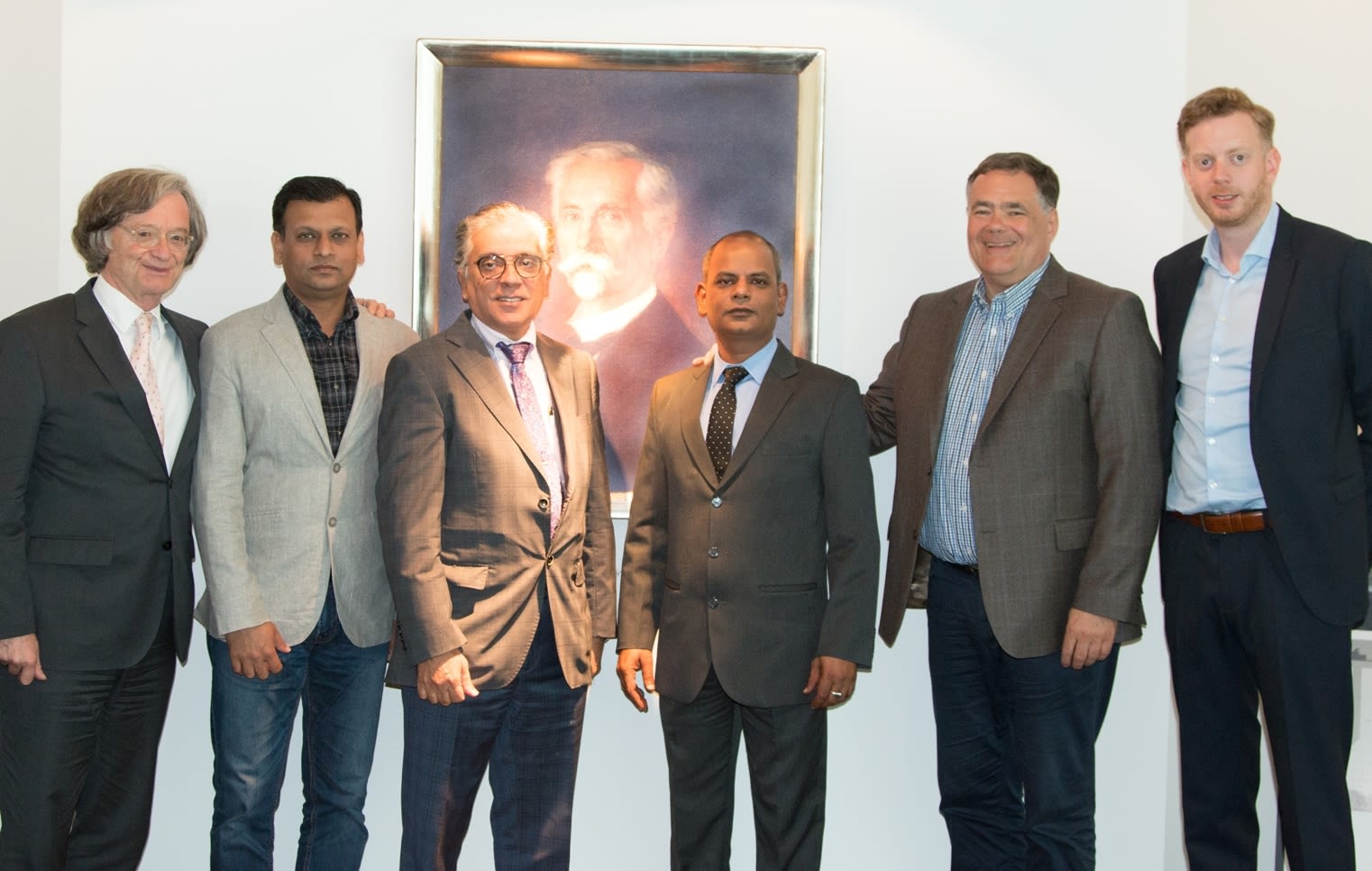 PRESS Mauritius contract signing in Hamburg_small.jpg
