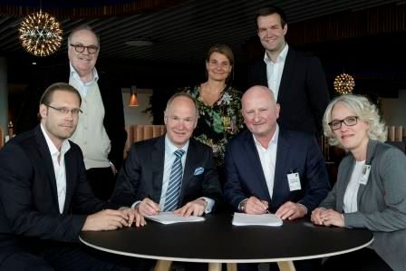 PRESS CPH Signing_web.jpg