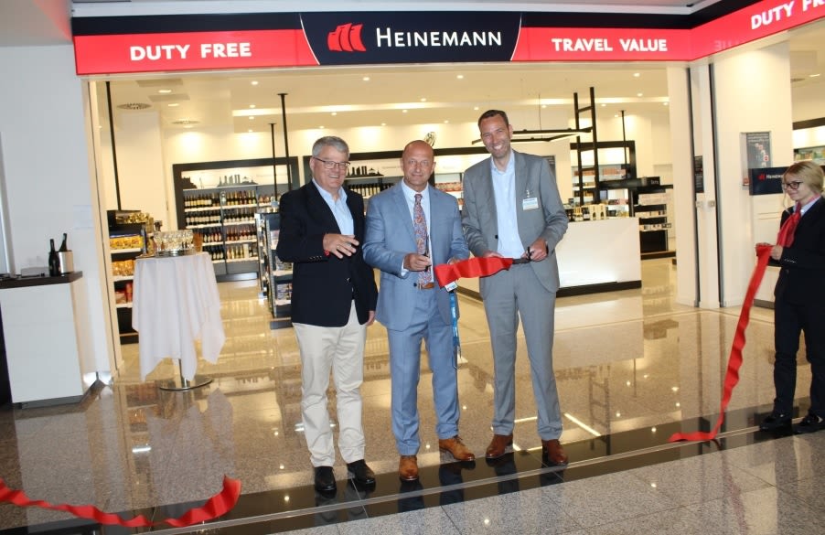 PRESS Bratislava_Ribbon Cutting 2017.JPG