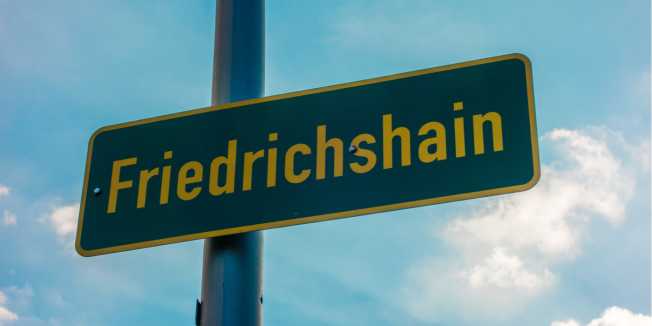 Kommen Sie mit auf eine kulinarische Friedrichshain-Reise \[…\]

[Weite](https://quisine.quandoo.de/guide/die-12-besten-restaurants-in-friedrichshain/attachment/schild-friedrichshain/)