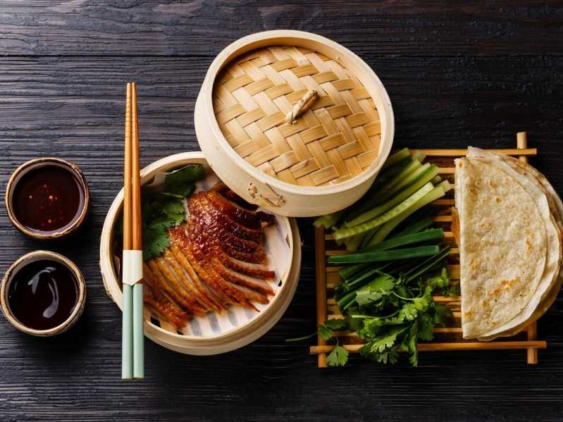 Die Pekingente im Dim Sum gehört zu den Spezialitäten des Restaurants. Quelle: Shutterstock \[…\]