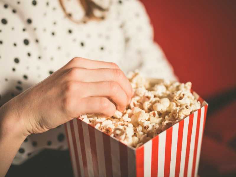 Für alle, die keine Burger im Kino essen können, empfiehlt sich noch immer Popcorn. Quelle: Shutterstuck. \[…\]

[Wei](https://quisine.quandoo.de/stories/317/attachment/kino_spannung/)