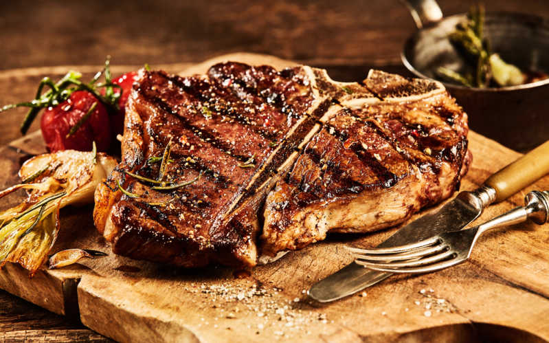 Kenner schätzen ein bewusst genossenes, saftiges Steak. | Quelle: Shutterstock \[…\]

[Weit](https://quisine.quandoo.de/guide/die-besten-restaurants-in-berlin/attachment/lecker-steak/)