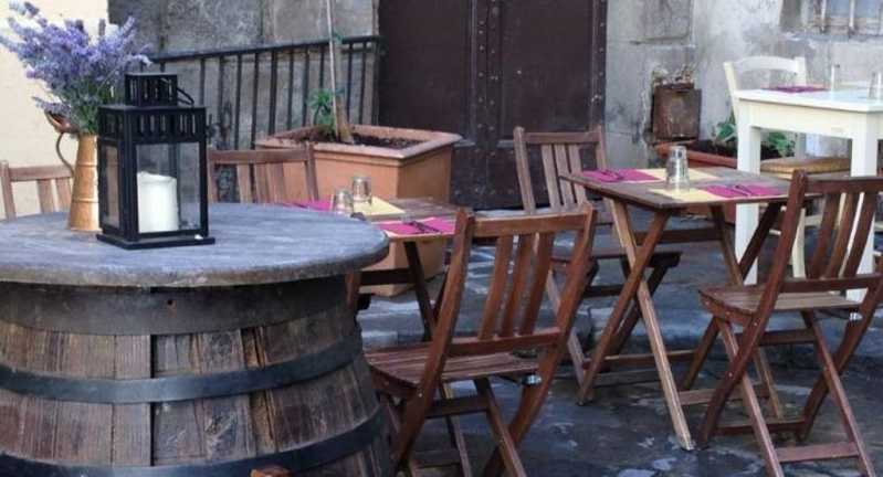 Il patio della Taverna Divina Commedia di Firenze – Fonte: Quandoo \[…\]

[Leggi tutto…](https://quisine.quandoo.it/guide/ristoranti-all-aperto-firenze/attachment/div/)