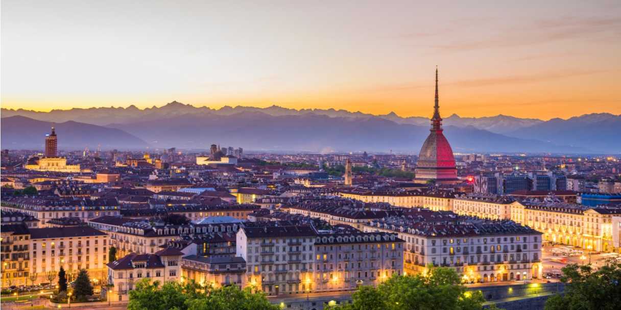 Vista di Torino – Fonte: Shutterstock \[…\]

[Leggi tuttoR](https://quisine.quandoo.it/guide/dove-mangiare-torino-guida-migliori-ristoranti/attachment/shutterstock_551730166/)
