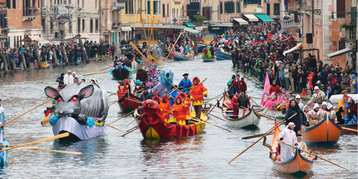 Carnevale di Venezia \[…\]

[Leggi tutto…](https://quisine.quandoo.it/guide/cucineinvacanza/carnevale-di-venezia-ristoranti/attachment/shutterstock_252136279-2/)