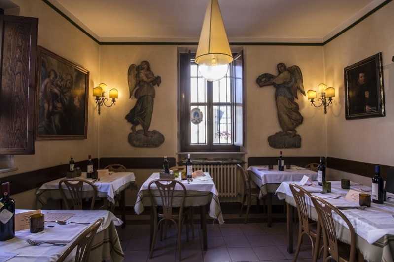 Sala degli angeli Da Burde – Fonte: Ristorante Da Burde \[…\]

[Leggi tutto…](https://quisine.quandoo.it/stories/da-burde-ristorante-firenze/attachment/sala-angeli-burde-2/)