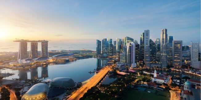 \[…\]

[Read More…](https://quisine.quandoo.sg/guide/rooftop-bars-singapore/attachment/shutterstock_593894891-1/)