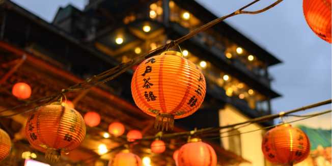 \[…\]

[Read More…](https://quisine.quandoo.sg/guide/15-days-of-chinese-new-year-feasting/attachment/cny_red_lantern_header/)