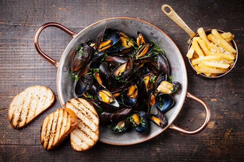 A combination descended from heaven. Source: Shutterstock \[…\]

[Read More…](https://quisine.quandoo.co.uk/trends/food-world-cup-group-stage/attachment/moules-frites/)