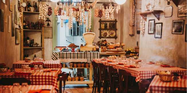 Italian Restaurants in Leeds. Credit: Shutterstock \[…\]

[Read MoreR](https://quisine.quandoo.co.uk/guide/italian-restaurants-in-leeds/attachment/restaurants-italian-leeds-copy-2/)
