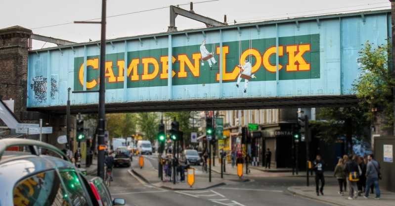 World-famous Camden Lock. Source: Shutterstock \[…\]

[Read More…](https://quisine.quandoo.co.uk/guide/16-best-burger-restaurants-london/attachment/burger-and-beyond/)