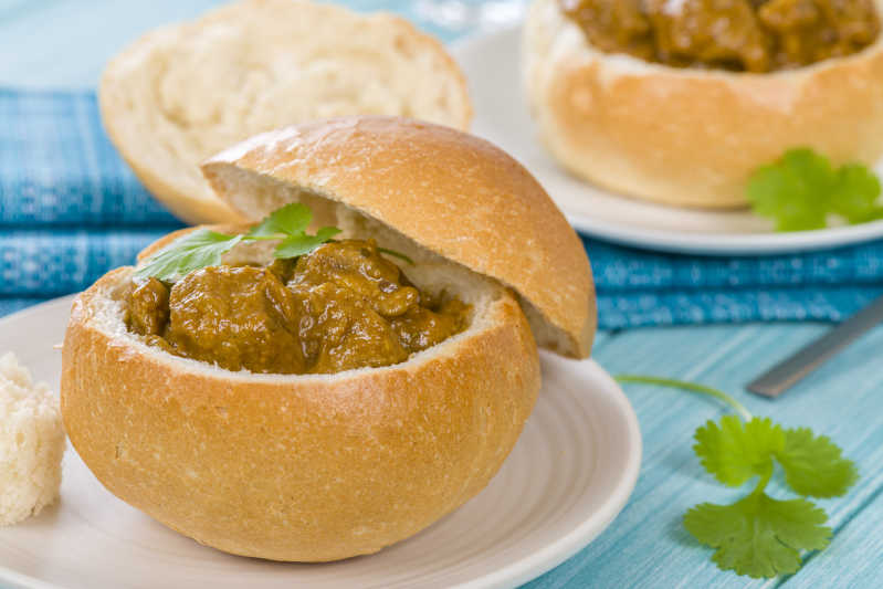 Bunny chow. Source: Shutterstock \[…\]

[Read More…](https://quisine.quandoo.co.uk/guide/guide-to-african-cuisine-best-african-restaurants-london/attachment/southern-african/)