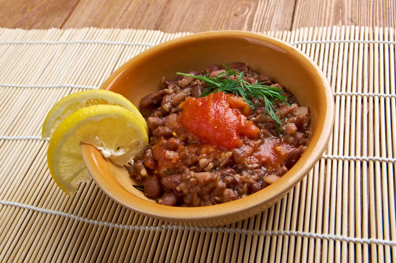 A Sudanese stew. Source: Shutterstock \[…\]

[Read More…](https://quisine.quandoo.co.uk/guide/guide-to-african-cuisine-best-african-restaurants-london/attachment/mandola/)