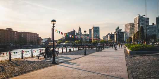 Albert Dock, Liverpool. Photo: Shutterstock \[…\]

[Read More…](https://quisine.quandoo.co.uk/guide/best-places-to-eat-in-liverpool/attachment/shutterstock_1094529869/)