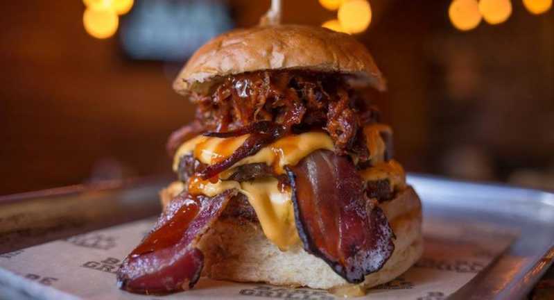 A mouth-watering burger from Bare Grills Smokehouse. Source: Quandoo \[…\]

[Read More…](https://quisine.quandoo.co.uk/guide/places-to-eat-in-bristol/attachment/bare-grills/)