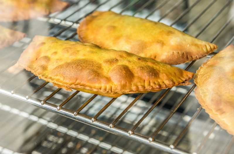 Not a pasty. A Jamaican patty! Source: Shutterstock \[…\]

[Read More…](https://quisine.quandoo.co.uk/guide/best-jamaican-restaurants-london/attachment/shutterstock_246910147/)