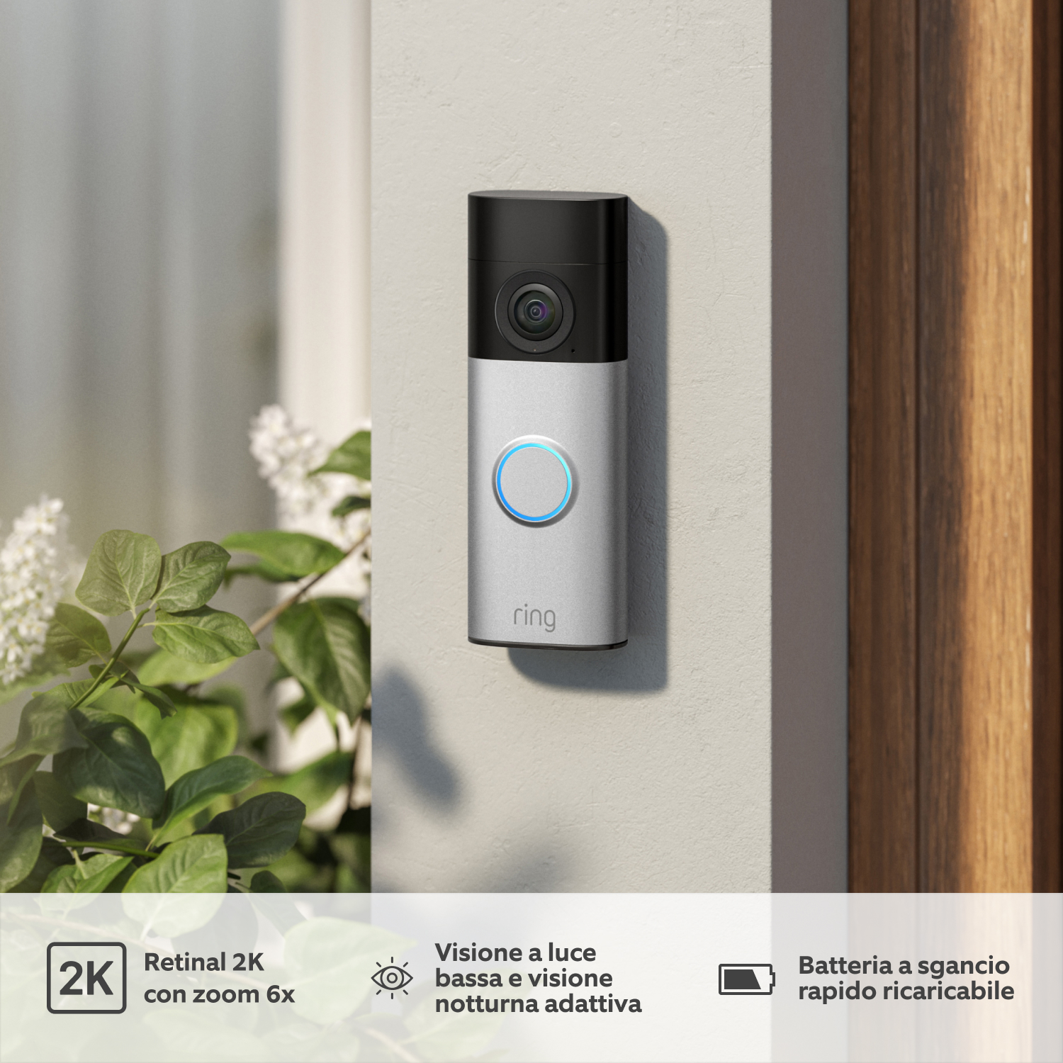 Videocitofono Plus a batteria (ultimo modello) (for Battery Video Doorbell Plus) - Battery Video Doorbell Plus en el poste de una puerta gris