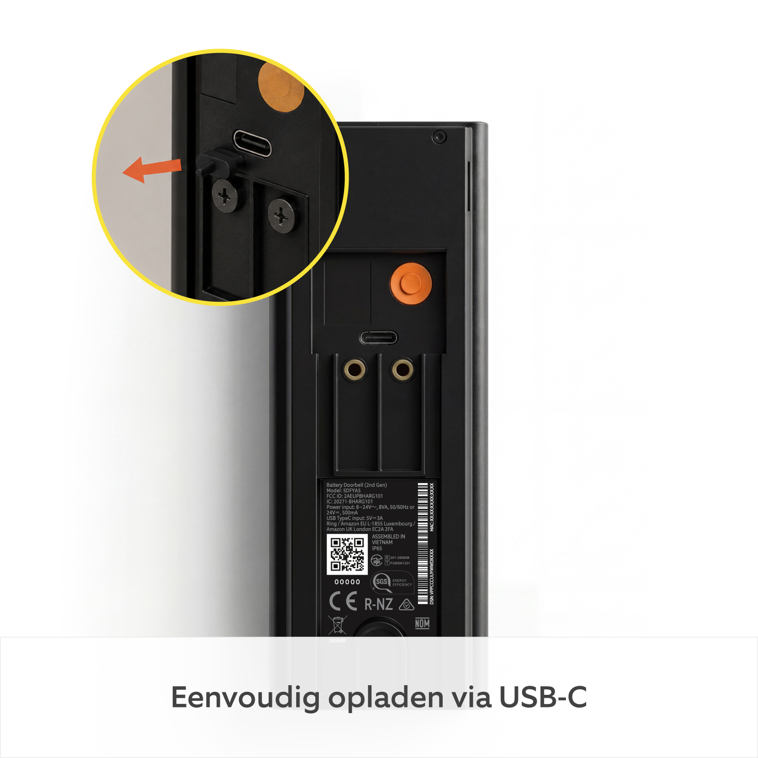 Videodeurbel op batterij (nieuwste generatie) (for Battery Video Doorbell) - Een hand die de Battery Video Doorbell in de steun op de deurpost plaatst