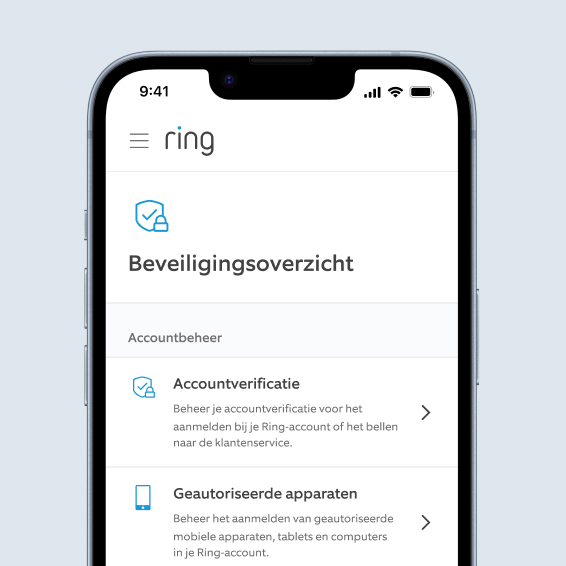 Smartphone met Ring-app Control Centre met opties voor accountverificatie en geautoriseerde apparaten.