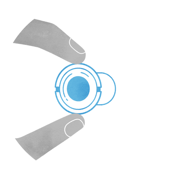 Persona svita e rimuove lo spioncino esistente della porta.