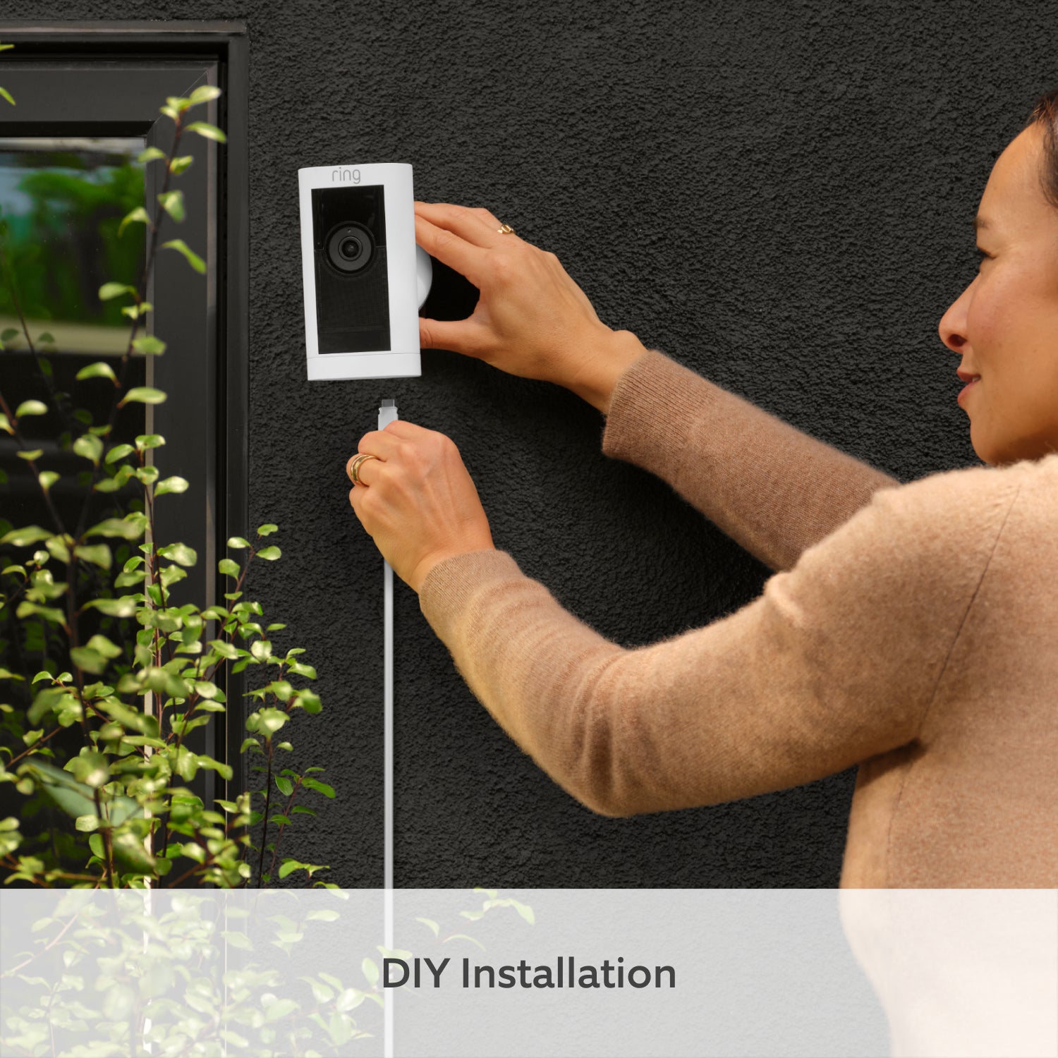 Outdoor Camera Pro Plug-in (Stick Up Cam Pro) - Outdoor Camera Pro Plug-in (Stick Up Cam Pro)