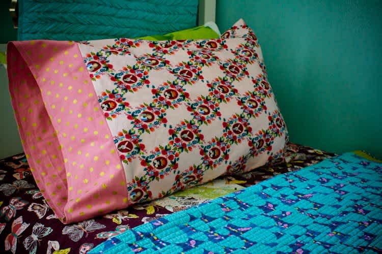 Simple Homemade Pillowcases — Sparkle Stories