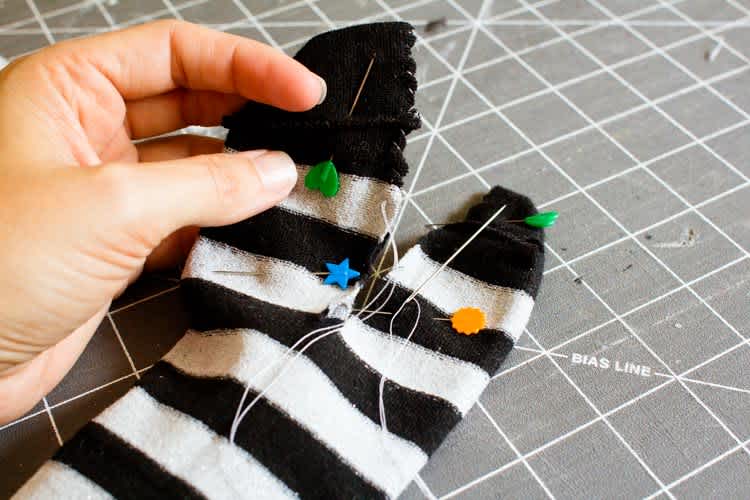 Sparkle Craft: Sock Bunny — Sparkle Stories