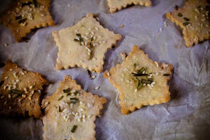 gluten free star crackers 11 |www.sparklestories.com| so many fairies