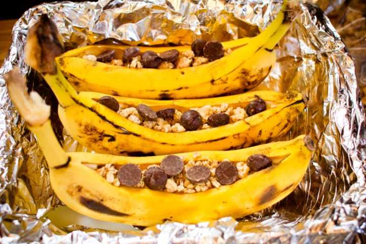 Sparkle Kitchen: Banana "Mud" Boats