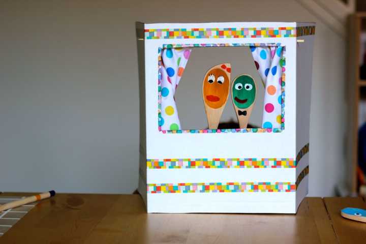 How to Make a Puppet Theatre for Children: DIY Tutorial