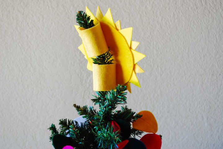solstice sun tree topper 11| www.sparklestories.com| winter crafts