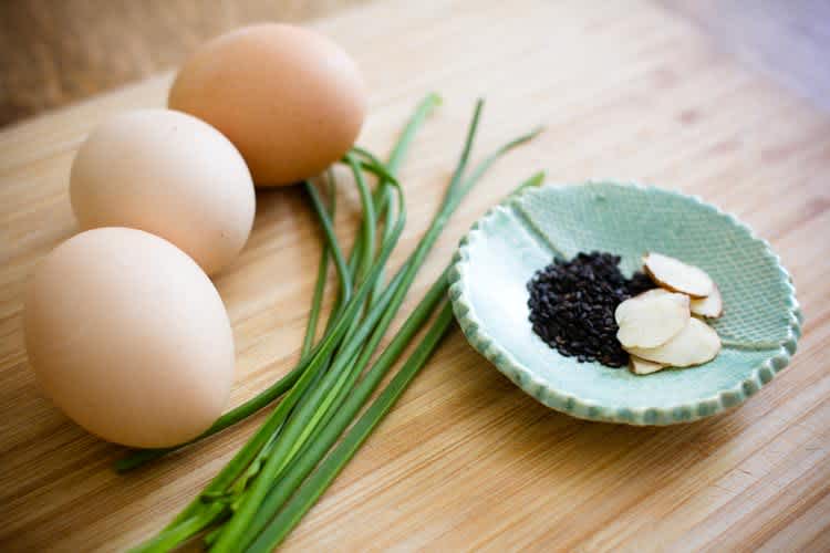 Sparkle Kitchen Hard Boiled Egg Mice Snacks — Sparkle Stories