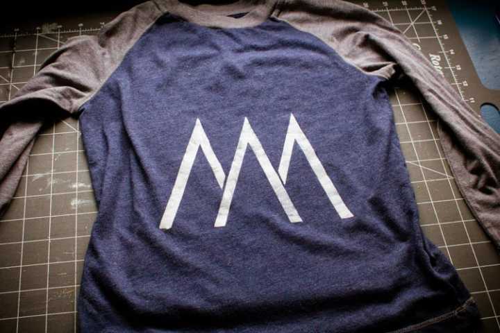 move mountains t-shirt stencil 7 |www.sparklestories.com| by thistle by thimble