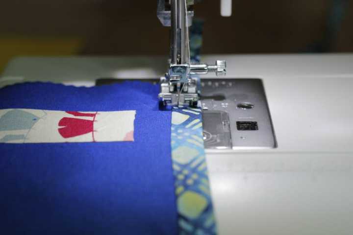 Sewing-the-Bunting-Together