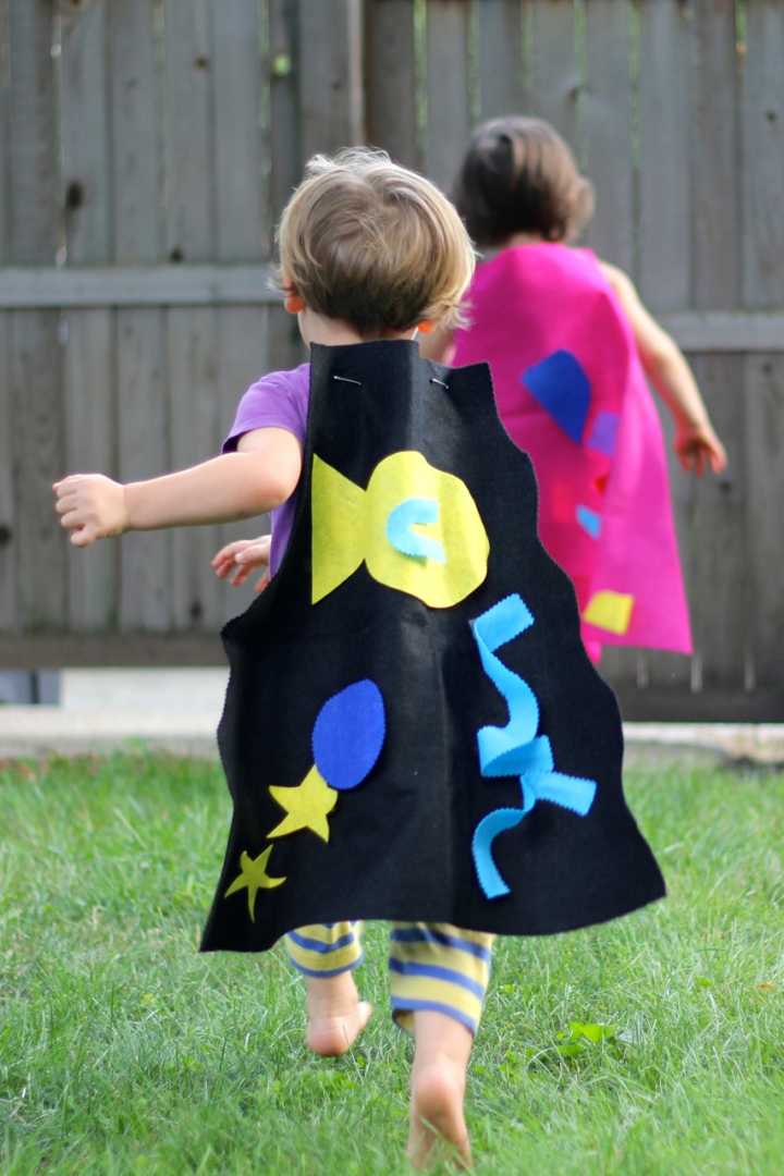 No-Sew-Customizable-Cape-Tutorial