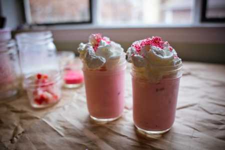 sparkle kitchen: hand- shaken milkshakes 