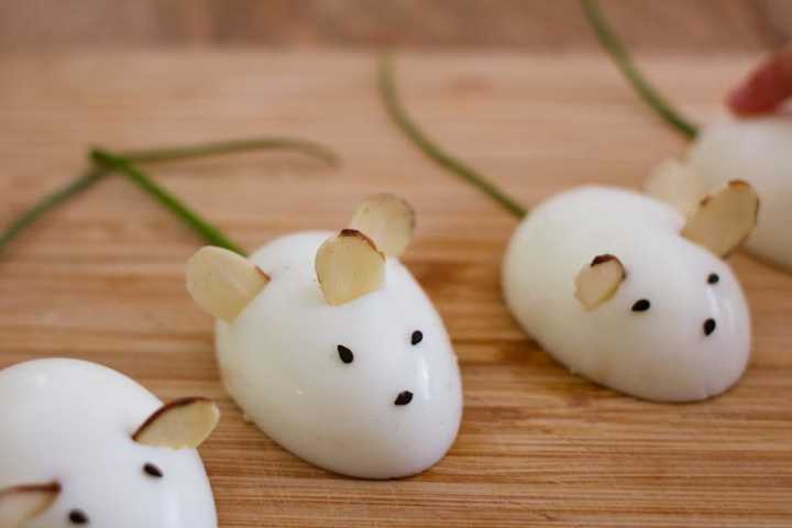 hard boiled egg mice snacks 4 |www.sparklestories.com| junkyard tales: all together now