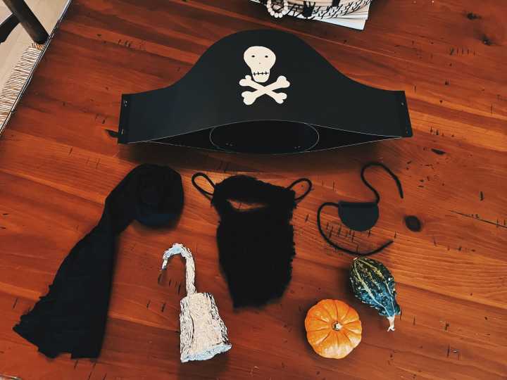 Pirate Costume-Flat Lay