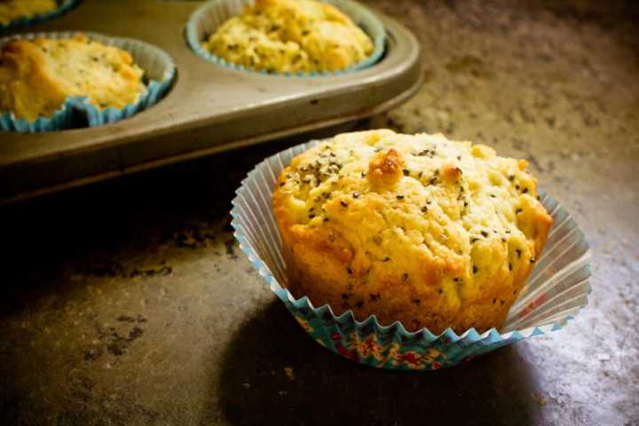 Sparkle Kitchen: Lemon Ginger Chia Muffins