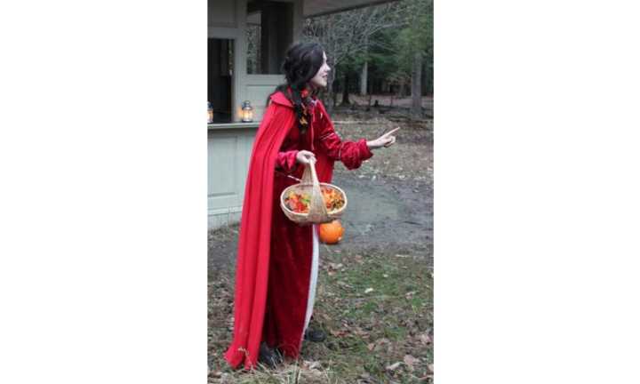 Halloween Event Princess in Red