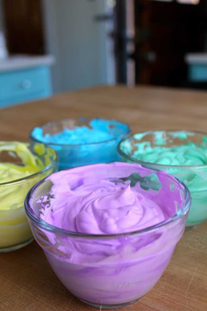 Sparkle Crafts: Easy Homemade Bath Paints